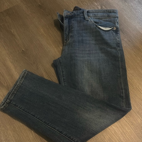 Lucky Brand Denim - Lucky brand Mid Rise Boyfriend Sienna jeans